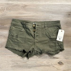 NWT Billabong shorts